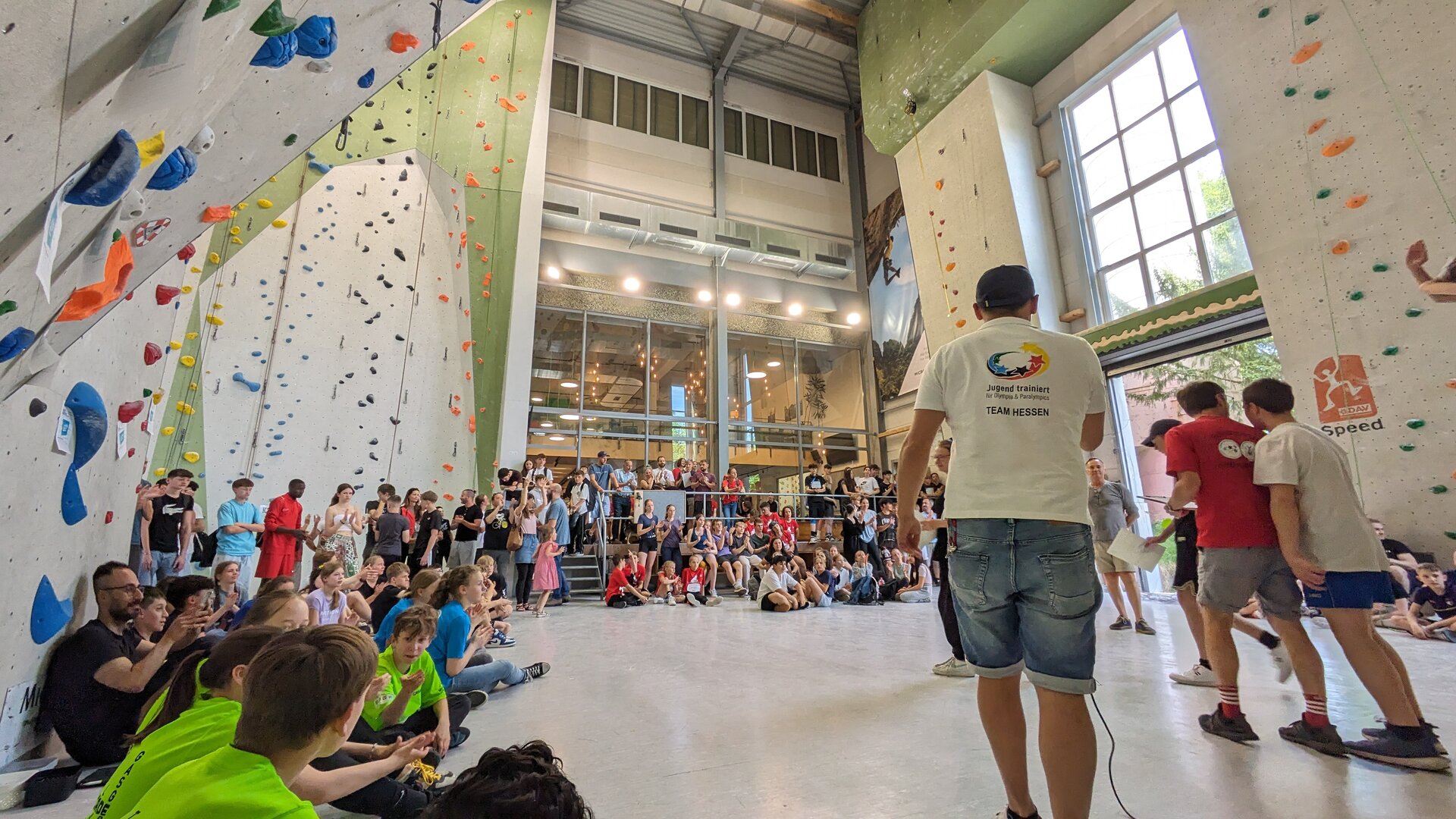 Hessisches DAV-Landesfinale Klettern für Schulmannschaften 2023/2024 | © Sektion Kassel Hessisches DAV-Landesfinale Klettern für Schulmannschaften 2023/2024 | © Sektion Kassel
